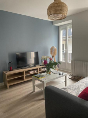 Bel appartement T3 rénové avec cour intérieure - Villa Marie